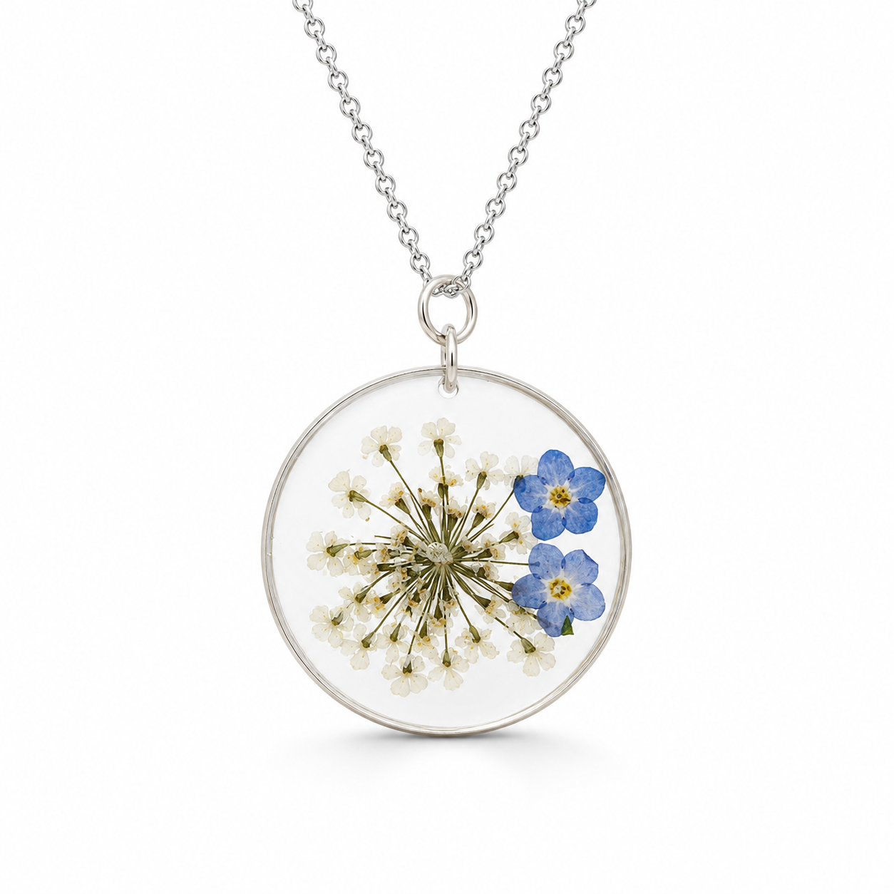 Forget-me-not circle resin necklace in silver
