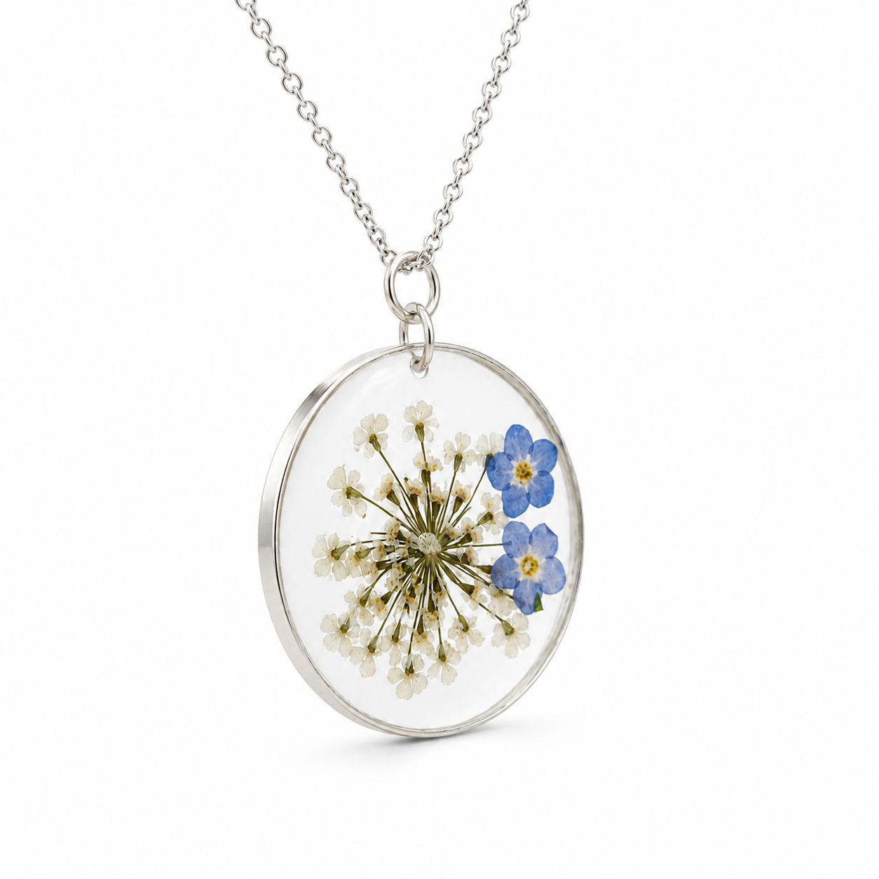 Forget-me-not circle resin necklace in silver