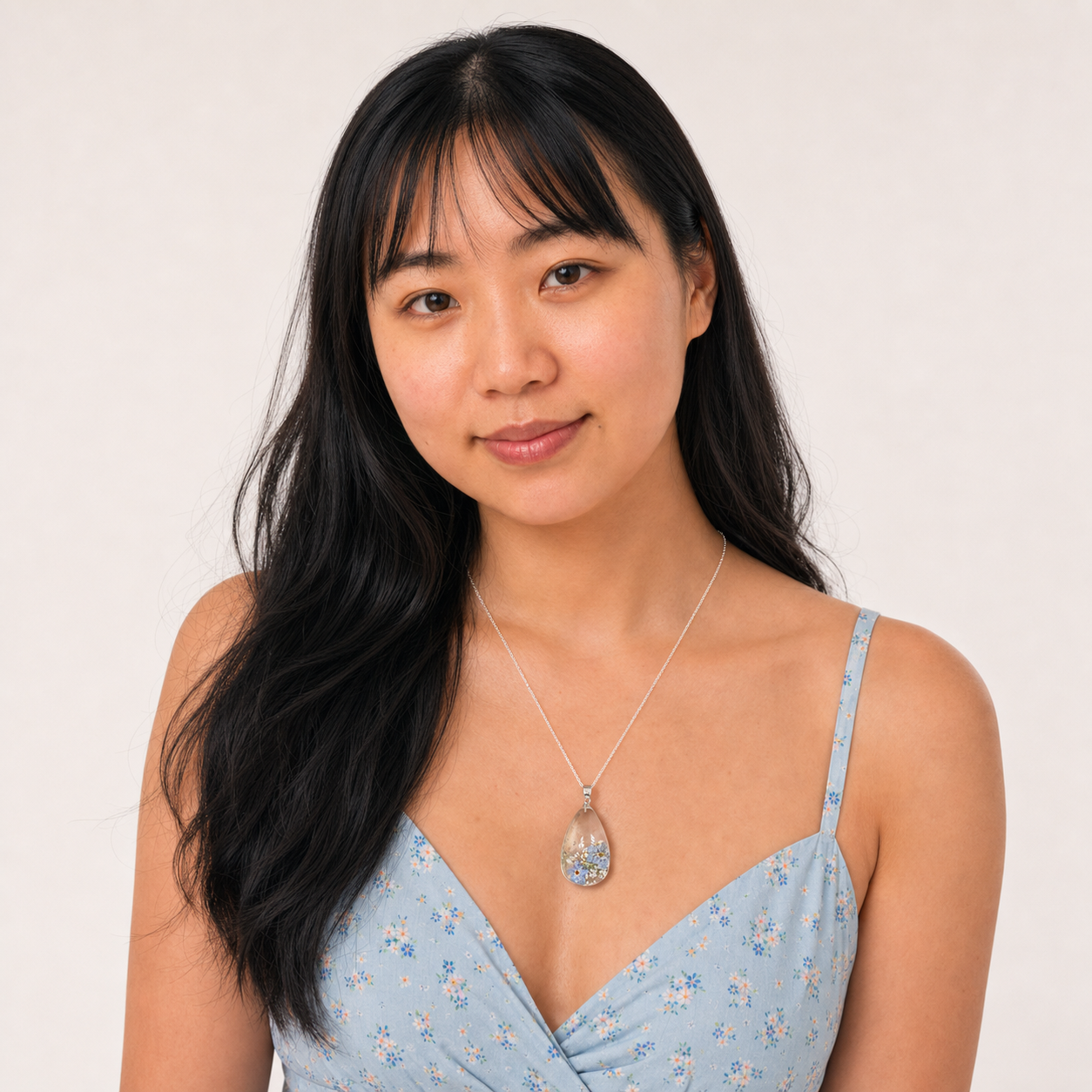 Large forget-me-not teardrop necklace
